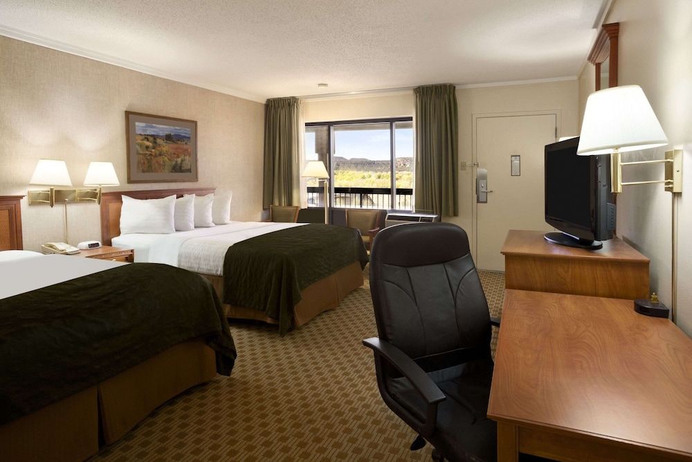 Standard Room, 2 Queen Beds, Non Smoking