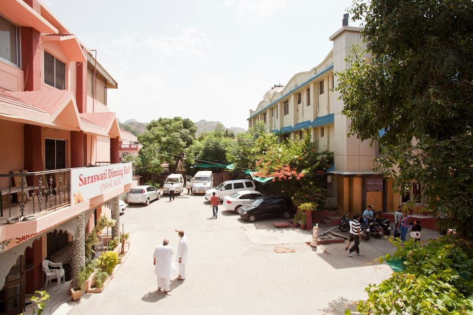 undefined SARASWATI ( Pure Vegetarian ) - A COMPLETE FAMILY HOTEL 10