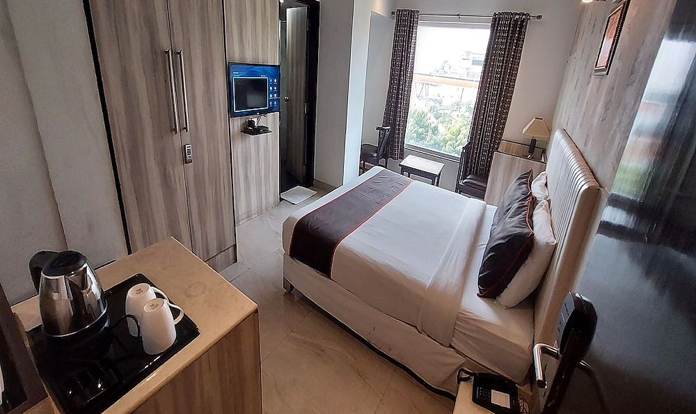 Hotel Broadway Inn Standard Double Room 2