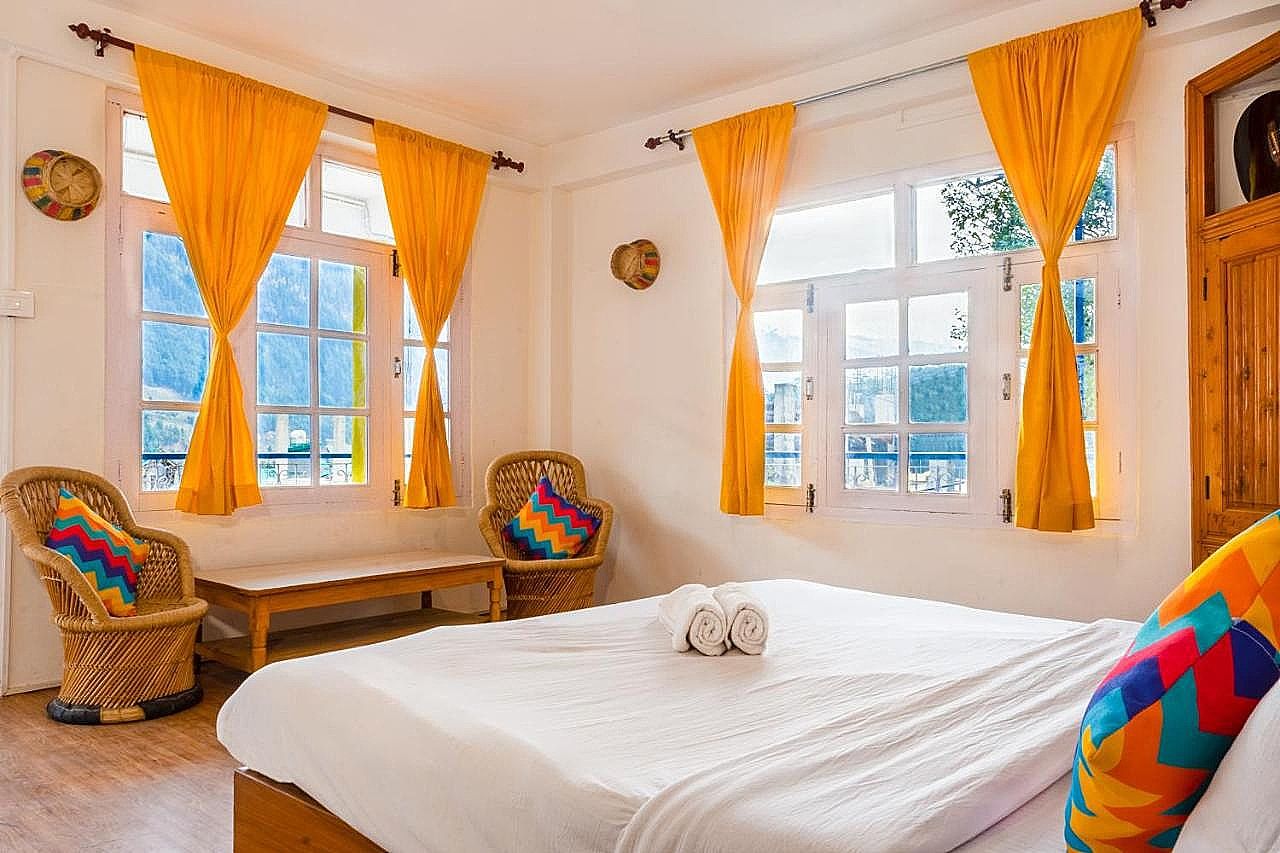 Private Double Non-AC Family Room with Ensuite Bathroom