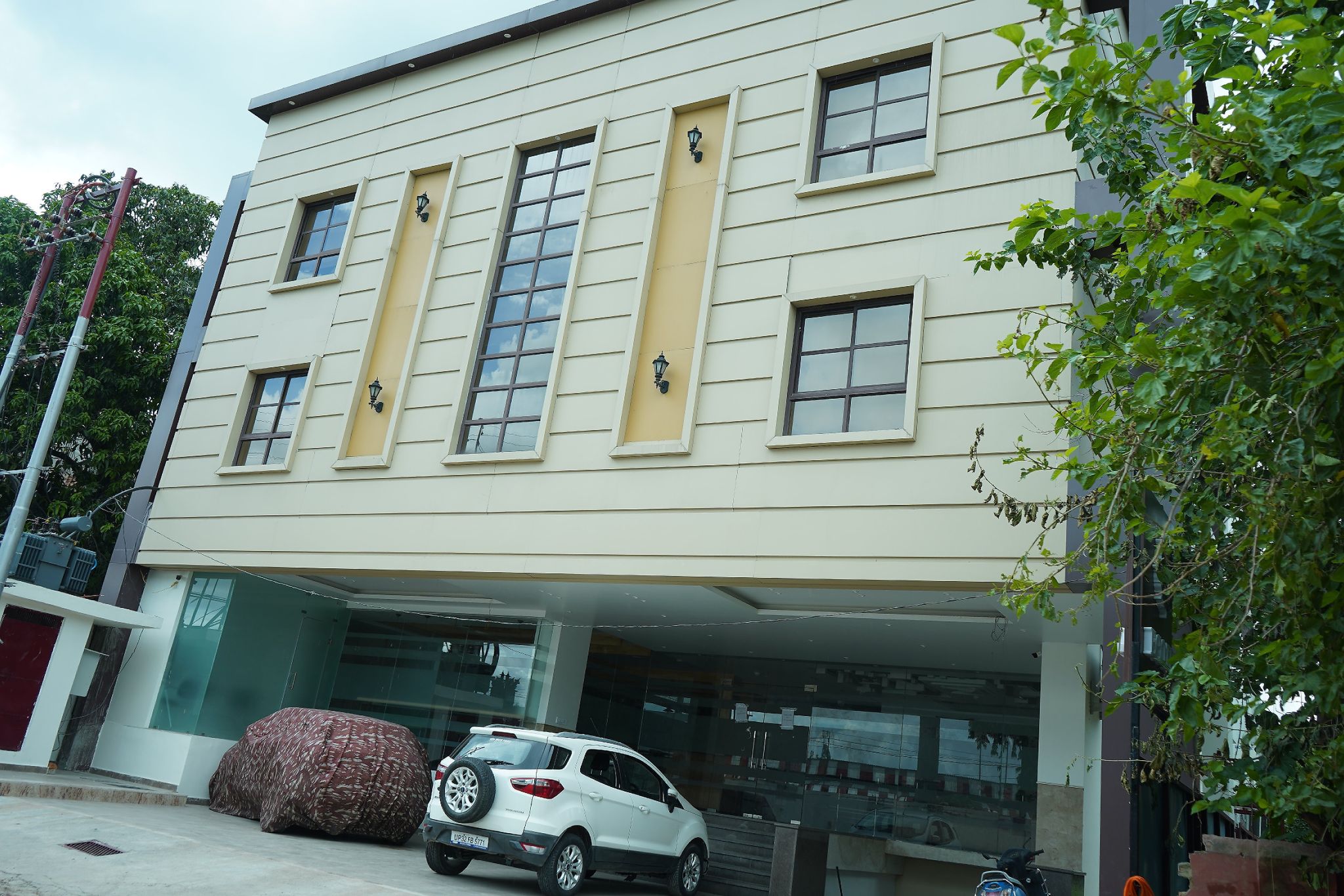 undefined Hotel Ecotel 7