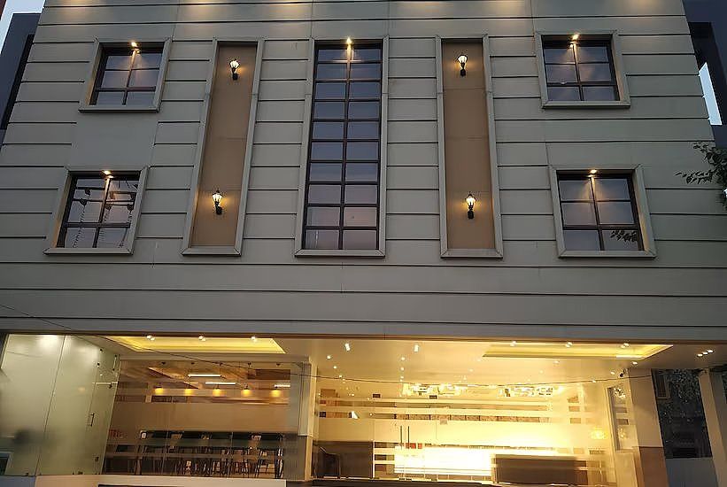 undefined Hotel Ecotel 4