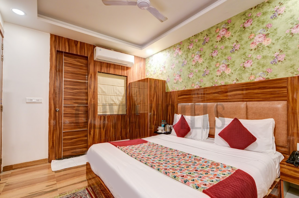 Olivia Hotels @ Delhi Airport Deluxe Double Room 4