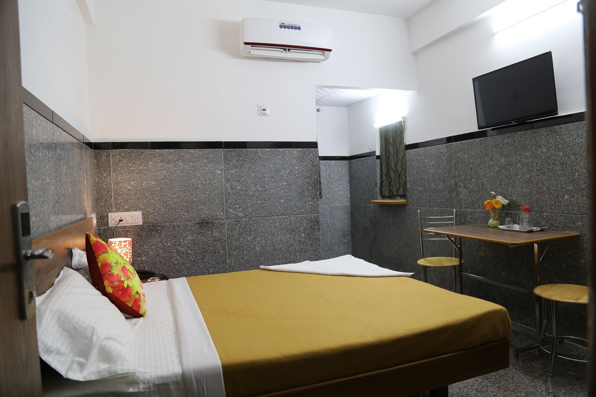 HOTEL RAM INN Premium Triple