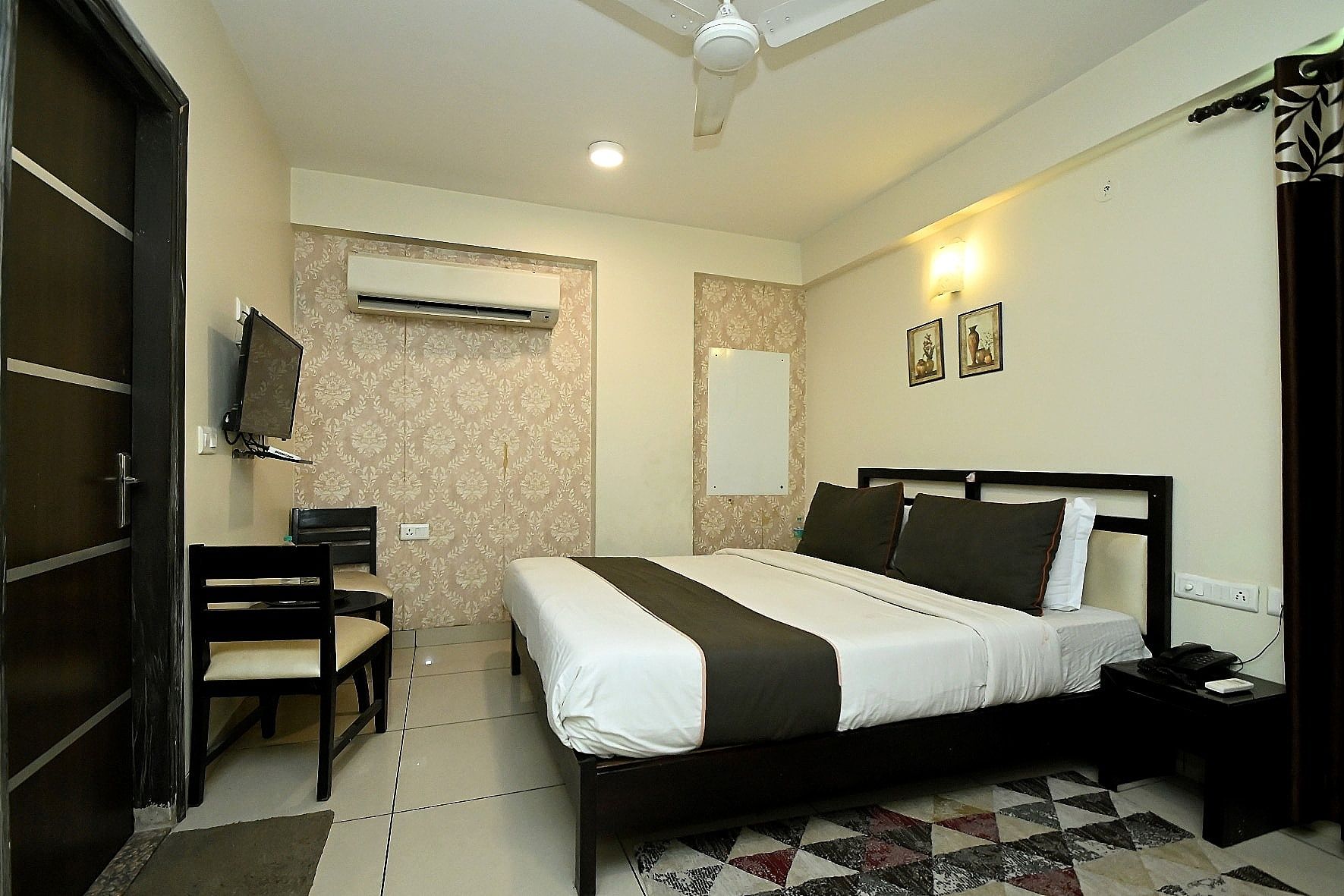 undefined Hotel Singh Palace 5