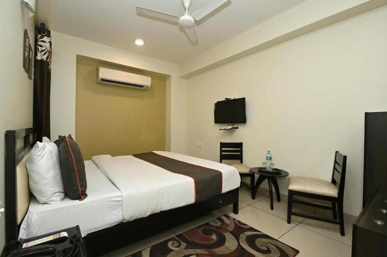 Hotel Singh Palace