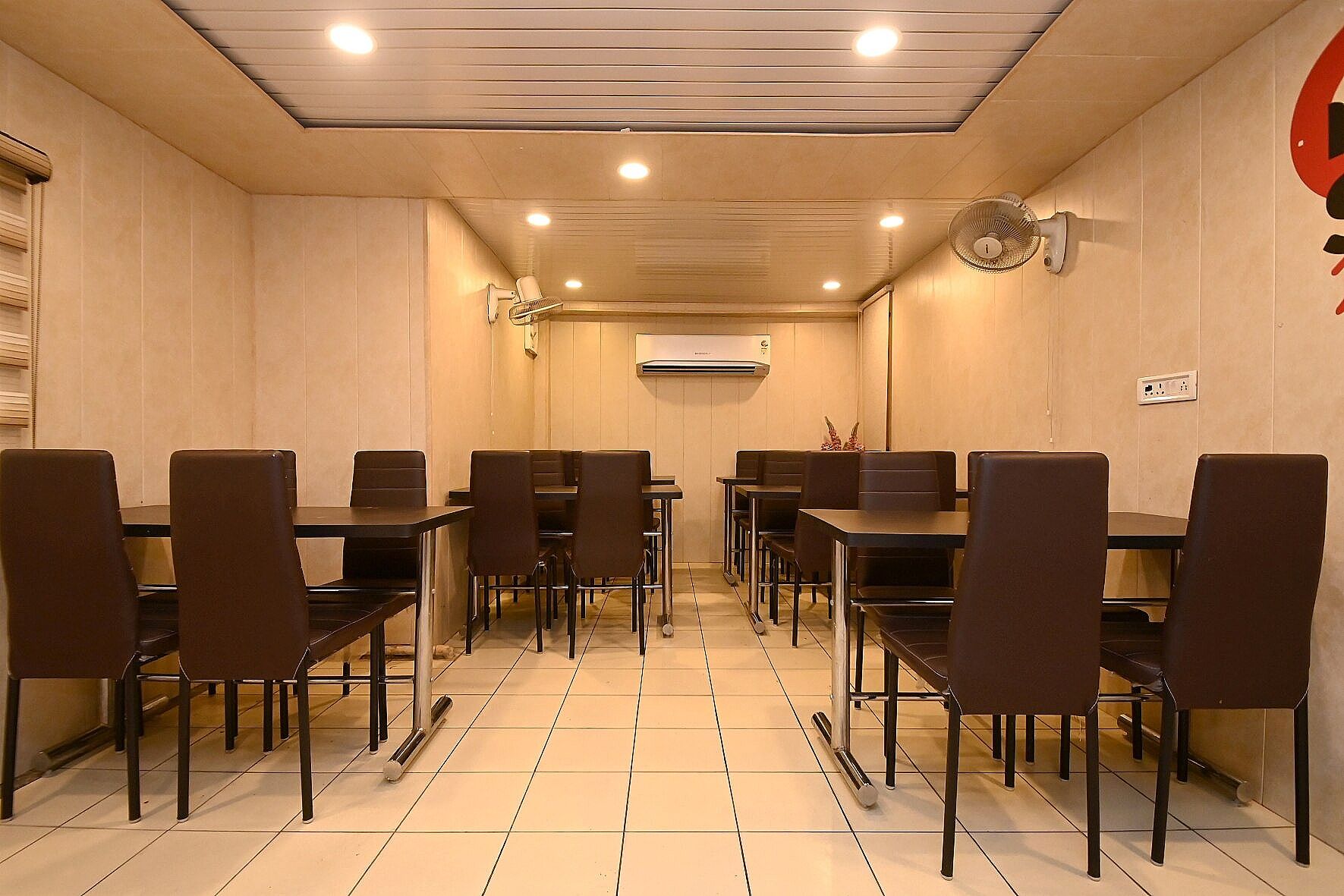 undefined Hotel Singh Palace 4