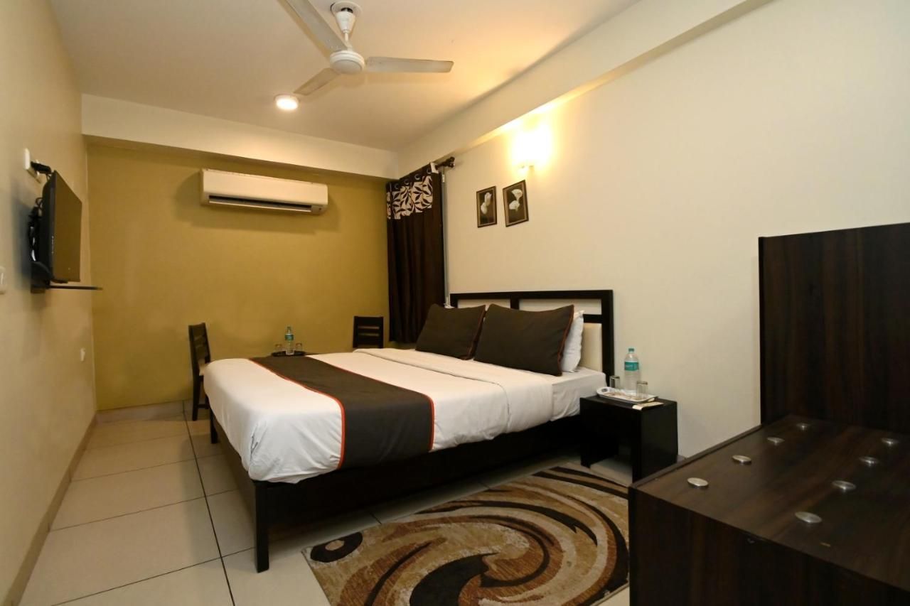 Hotel Singh Palace