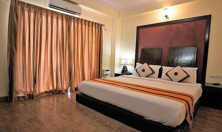 Hotel La Flamingo Deluxe Room 9