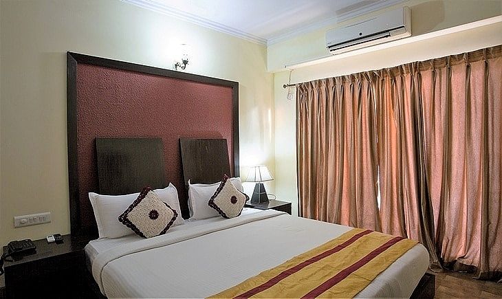 Hotel La Flamingo Deluxe Room 5