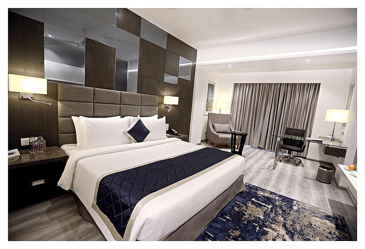 Best Western Plus Tejvivaan 1 King Bed, Non-Smoking, Superior Room, Mini Bar, Safe, Wi-Fi, Coffee Maker 2