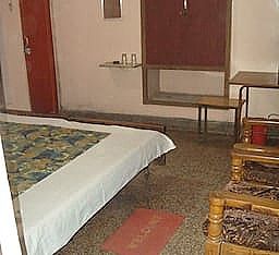 undefined Hotel Vineet 4