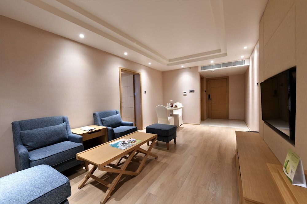 Winter Green Room-Twin Bed