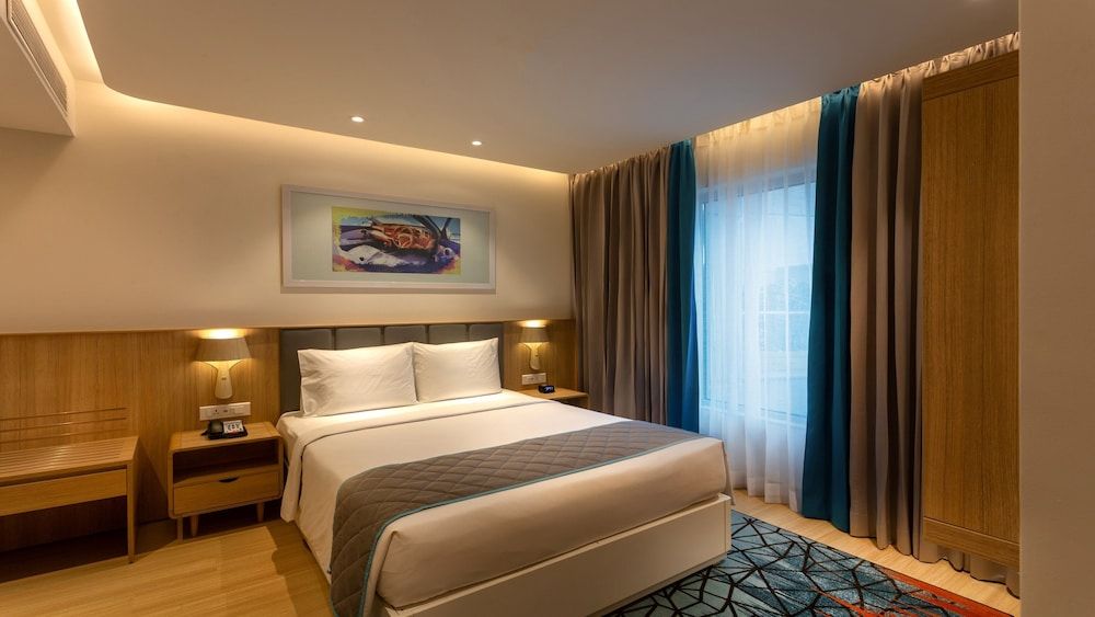 Suite, 1 Queen Bed