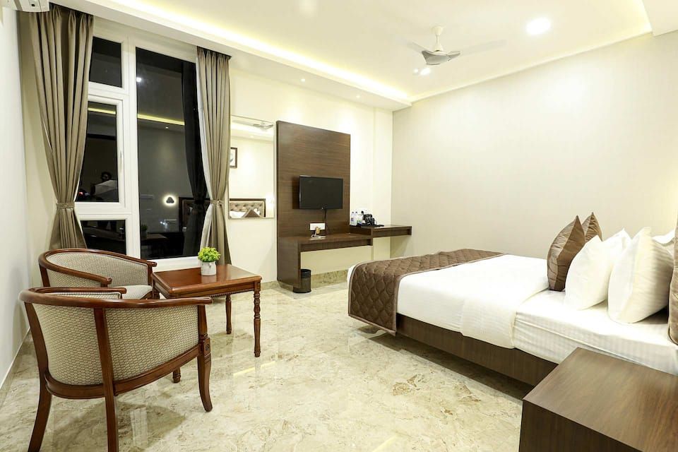 TRESCA A LUXURY HOTEL Luxury Room Non AC 3