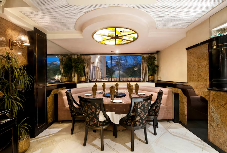 undefined Rajhans Hotel 10