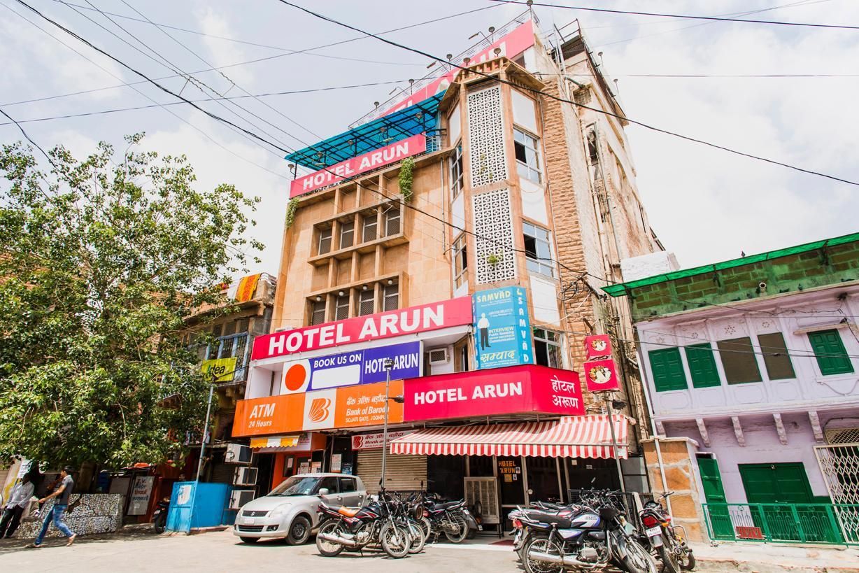undefined Hotel Arun 8