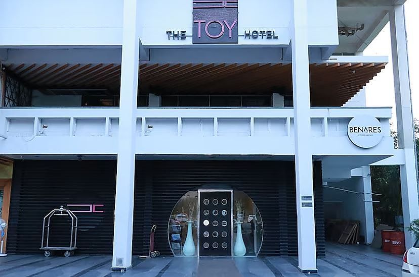 undefined The Toy Hotel