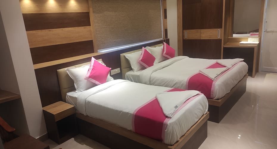 undefined One Day Palace 5