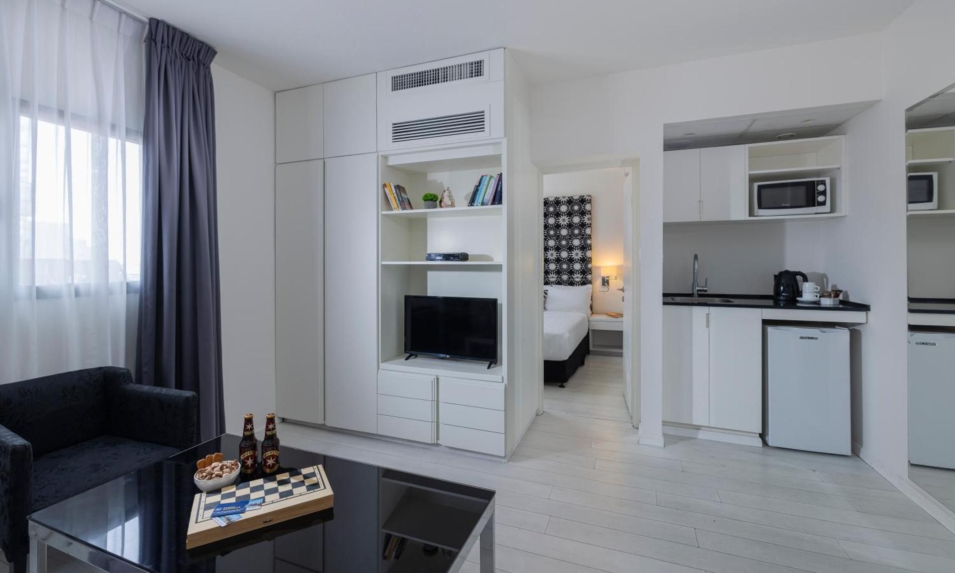 undefined Best Western Regency Suites 6