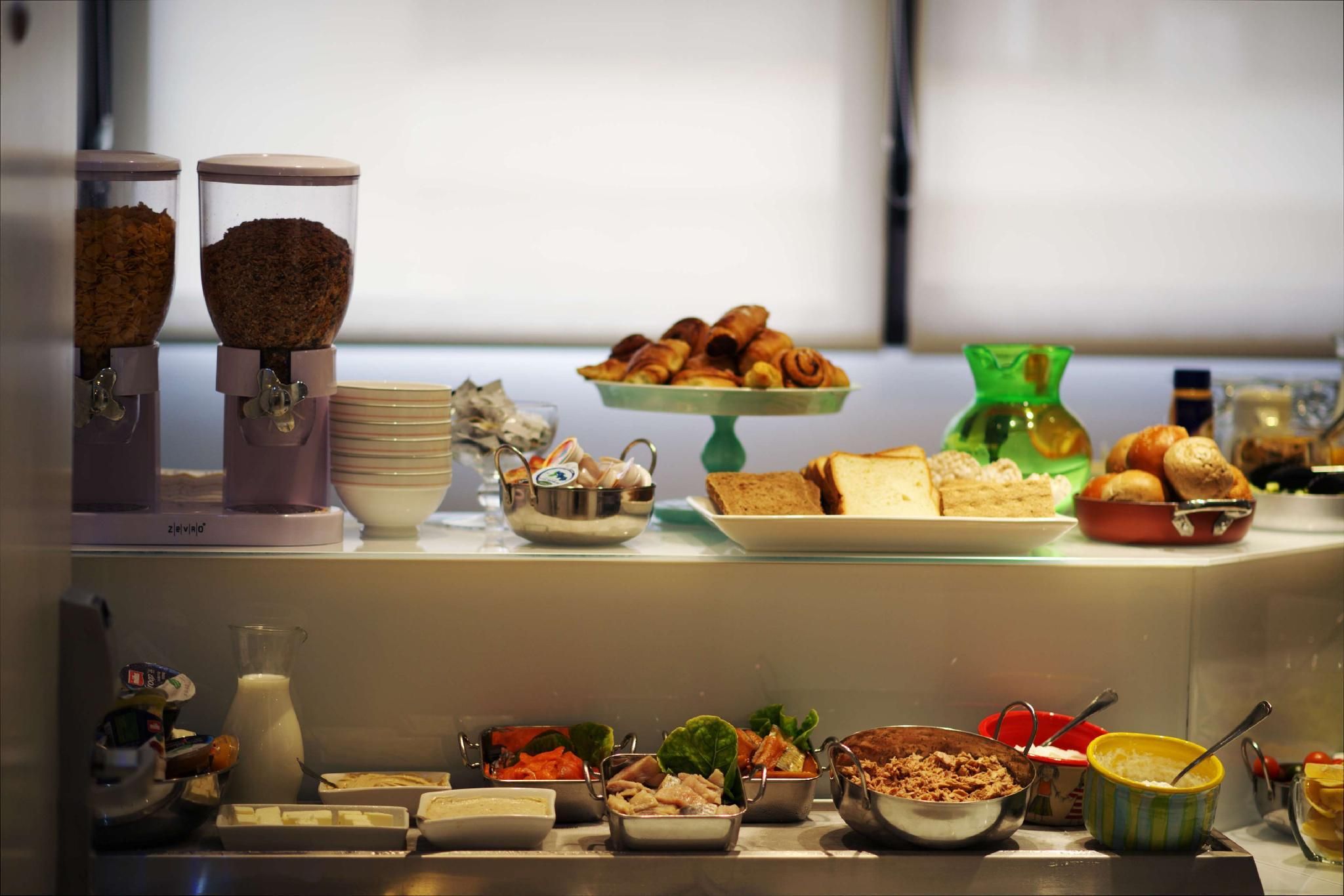 undefined Best Western Regency Suites 2