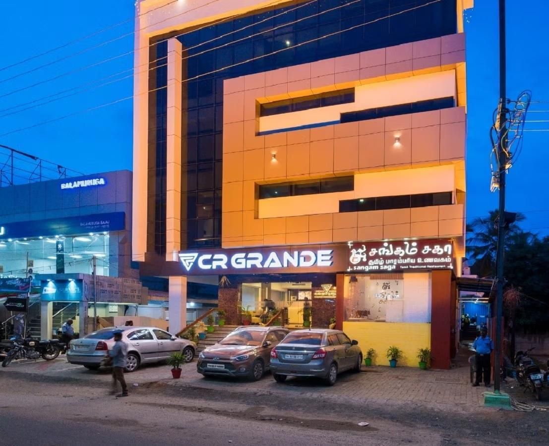 undefined CR Grande 9