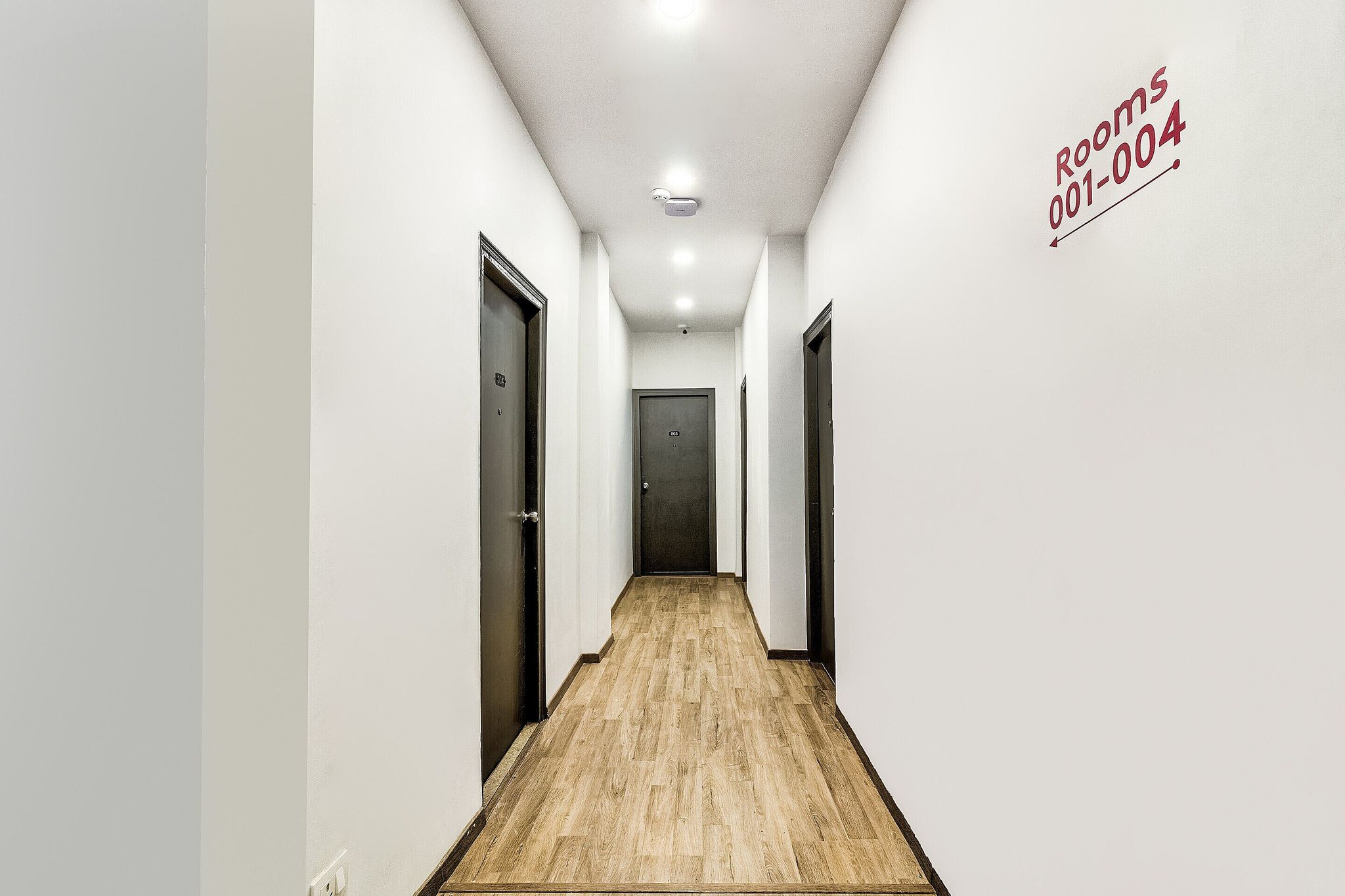 undefined Super Townhouse Akash Ganga Park Circus 2