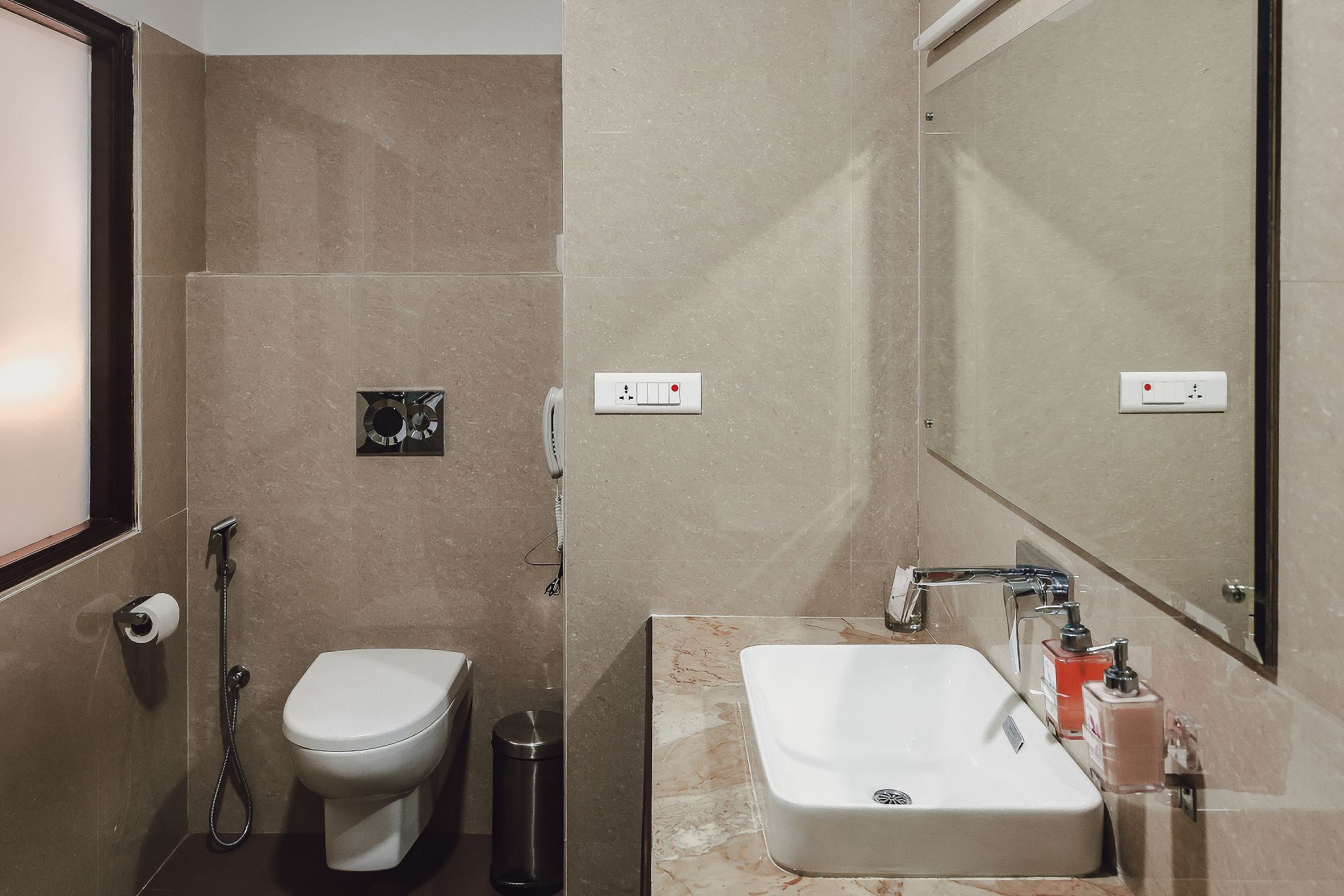 Sinclairs Gangtok Deluxe Family Room 5