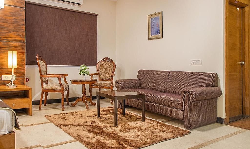 undefined Omatra Hotel Infantry 5
