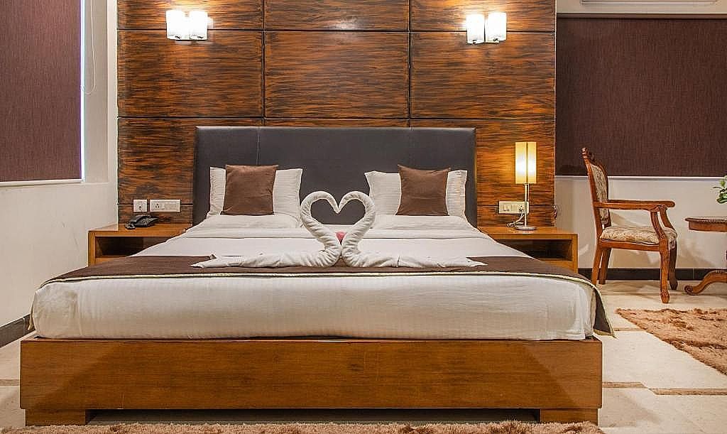 Omatra Hotel Infantry Superior Double Room 6