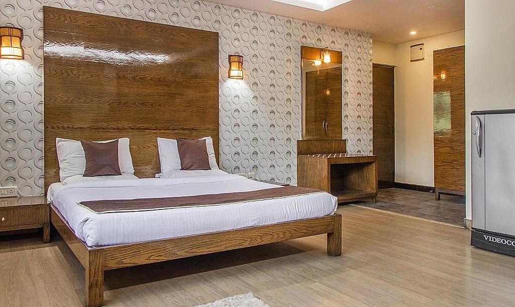 Omatra Hotel Infantry Superior Double Room 7