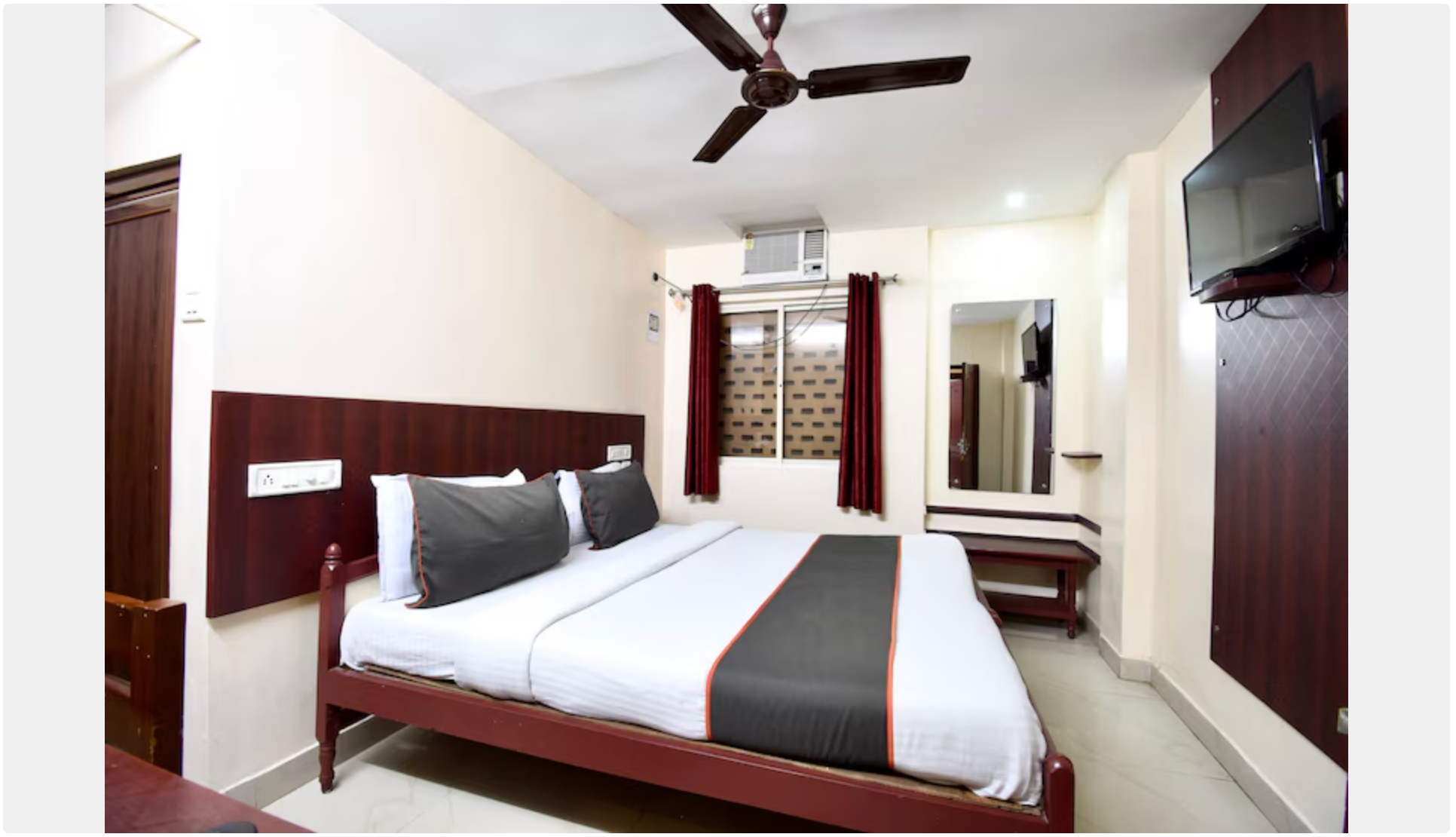 Hotel Rajdhani Deluxe NON AC 3