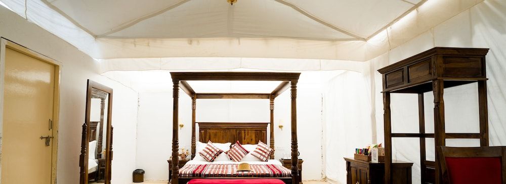 undefined Desert Dream Royal Camp 8
