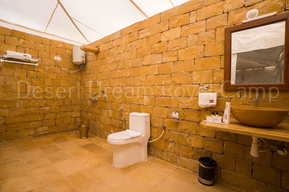 Desert Dream Royal Camp Luxury Tent, 1 Double Bed, Non Smoking 4