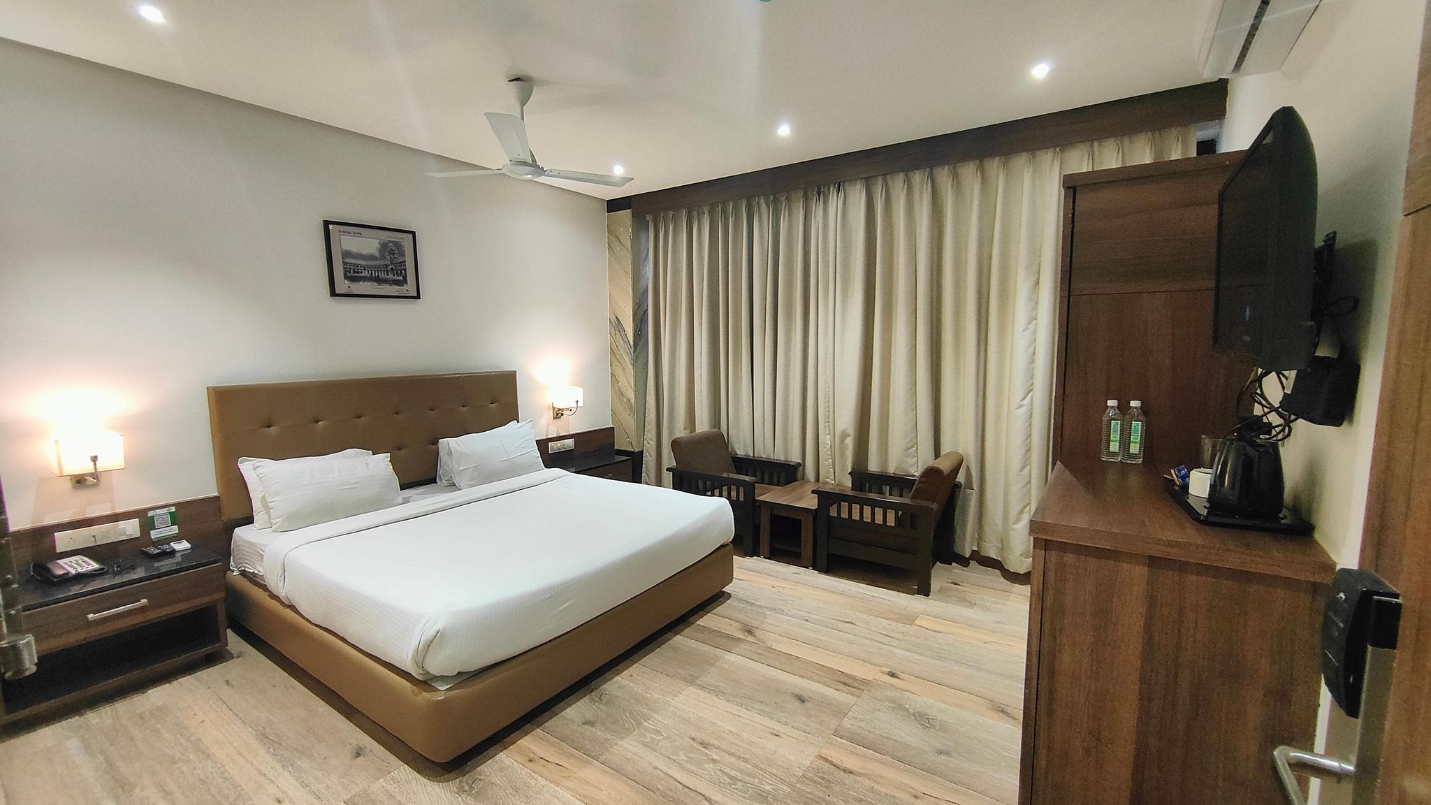 The Byke Suraj Club Deluxe Room 3