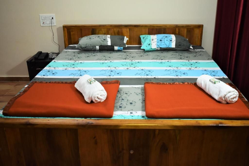 Viraz Valley AC Double Deluxe Room 2