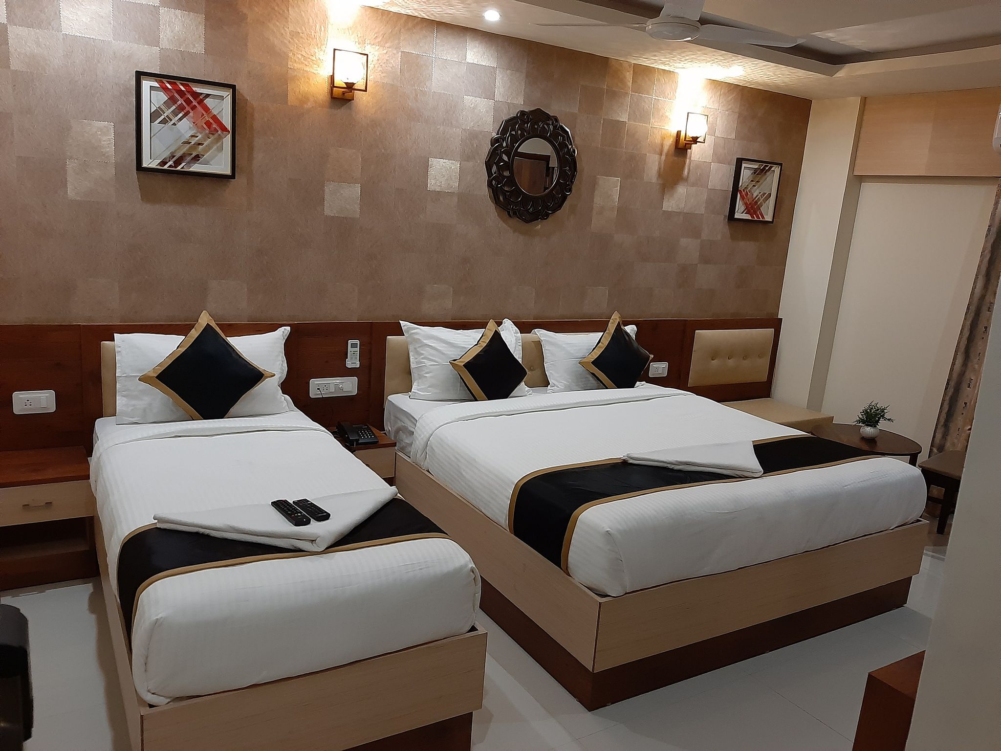 undefined Liza Regency 5