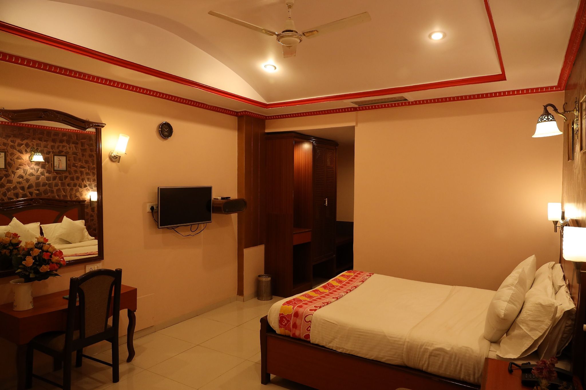 HOTEL PRATAP HERITAGE Standard Non A/C Room Only 2