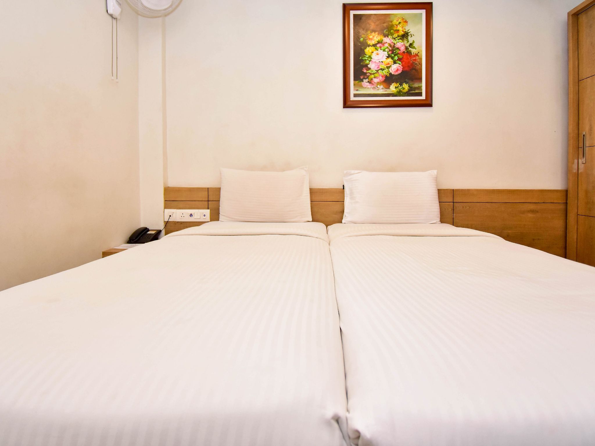 SAAS Residency Standard Double Room
