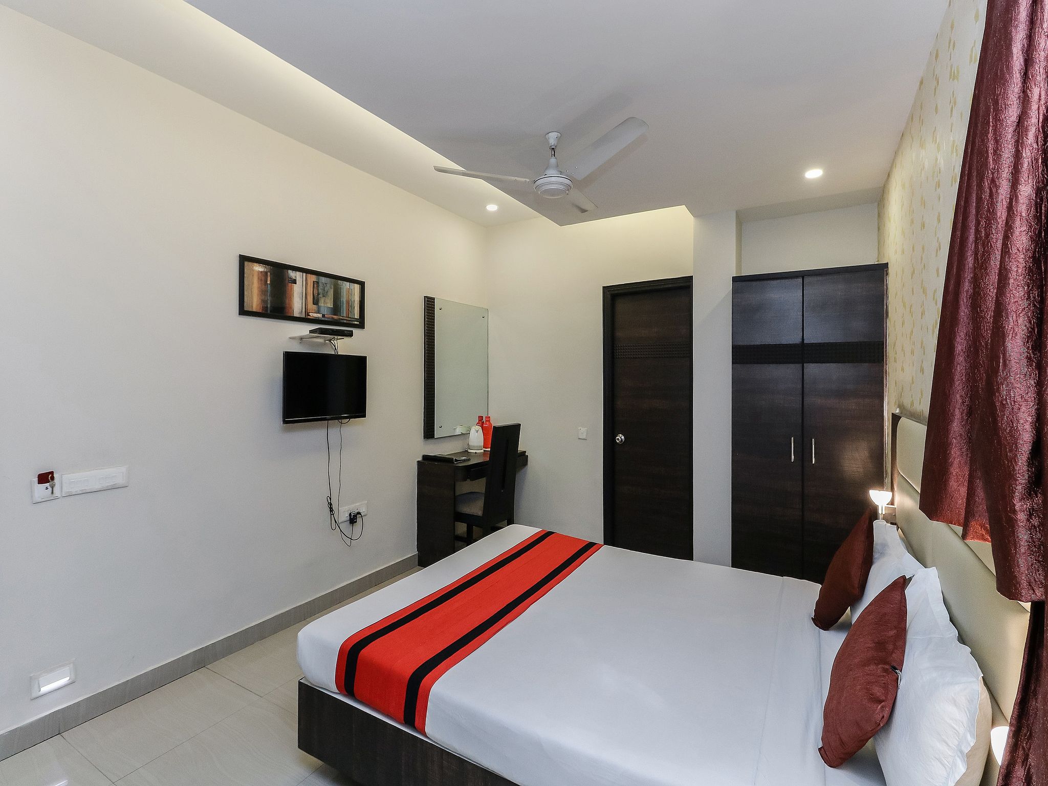 Super Deluxe Room with Free Wifi