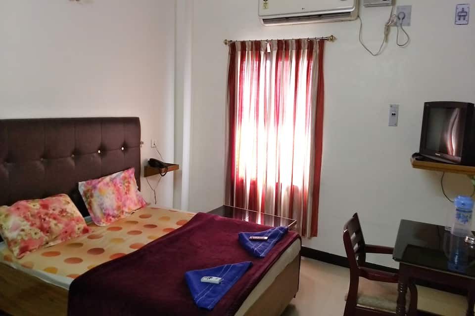 Deluxe Double Room - Kotak Insurance - YCHS