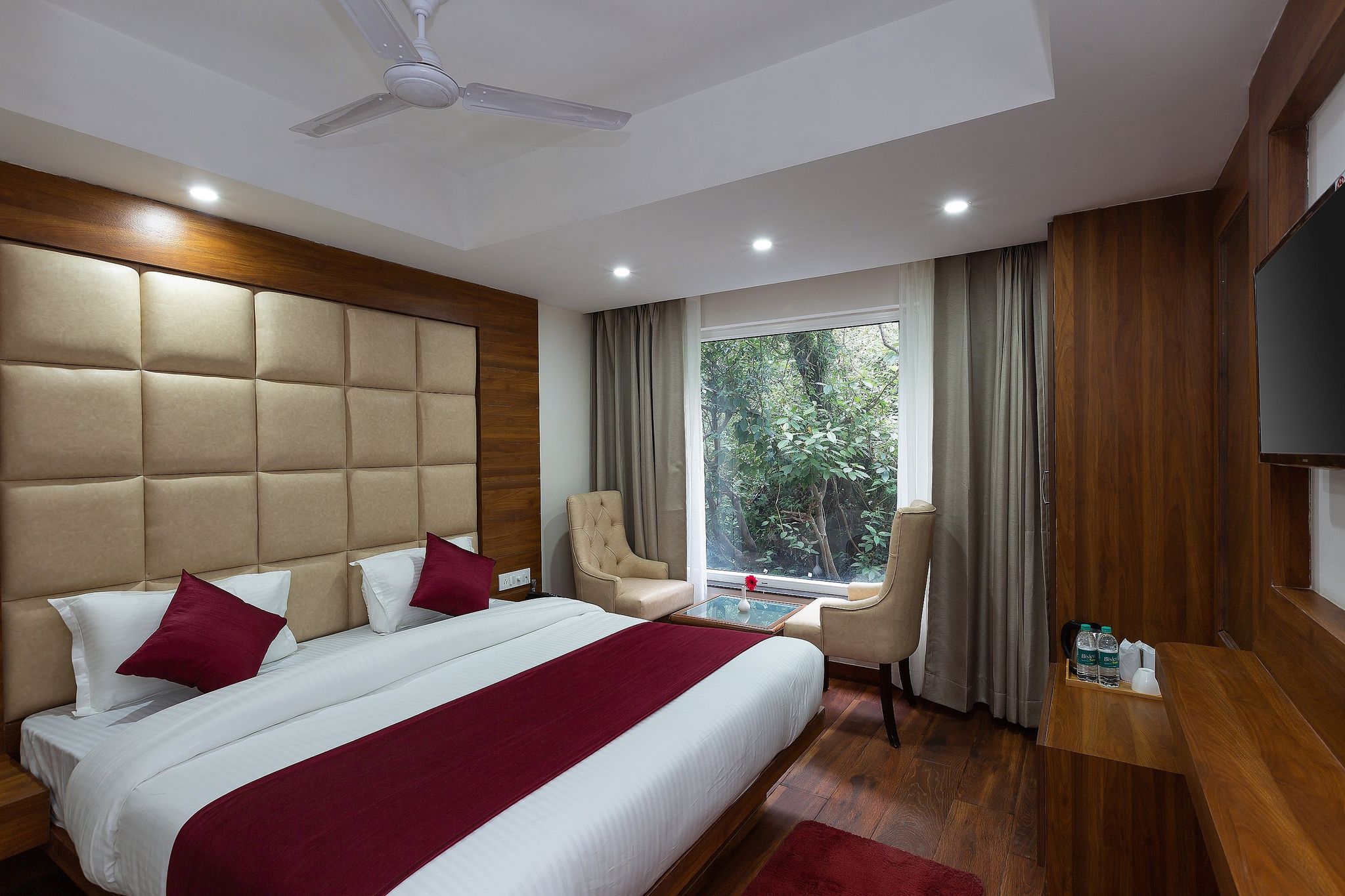 undefined Hotel Wild Wood 8