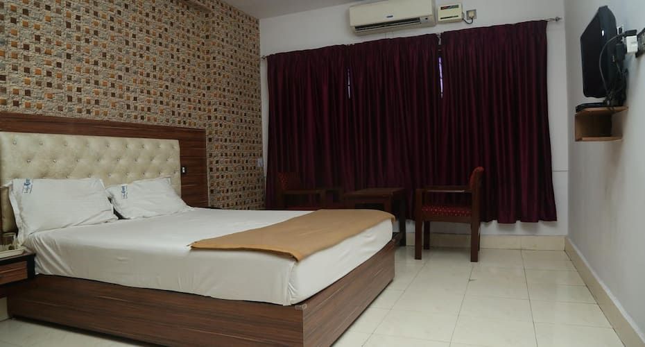 deluxe room