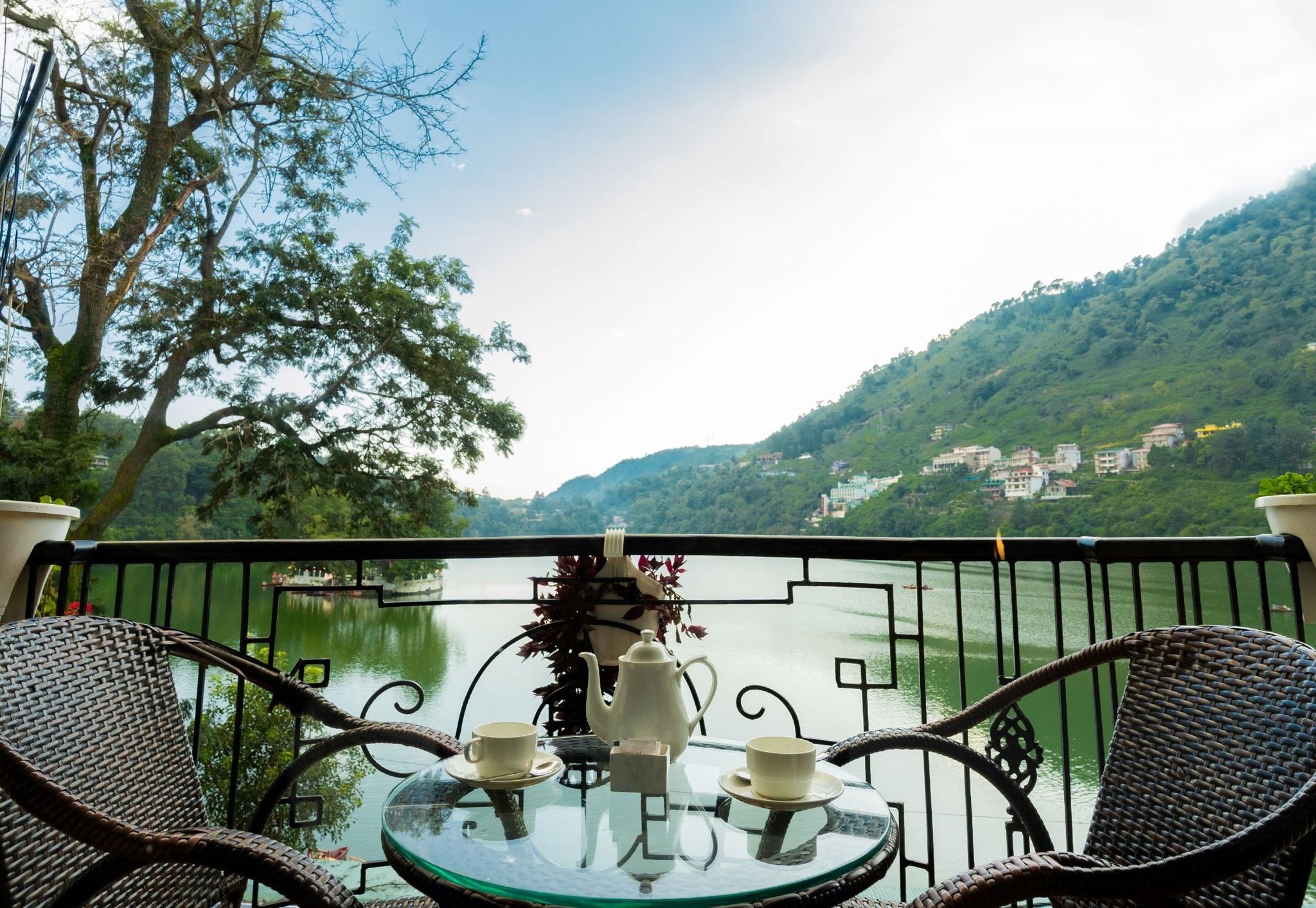 The Lake Hill - A Lake Side Hotel Deluxe Room with balcony 13