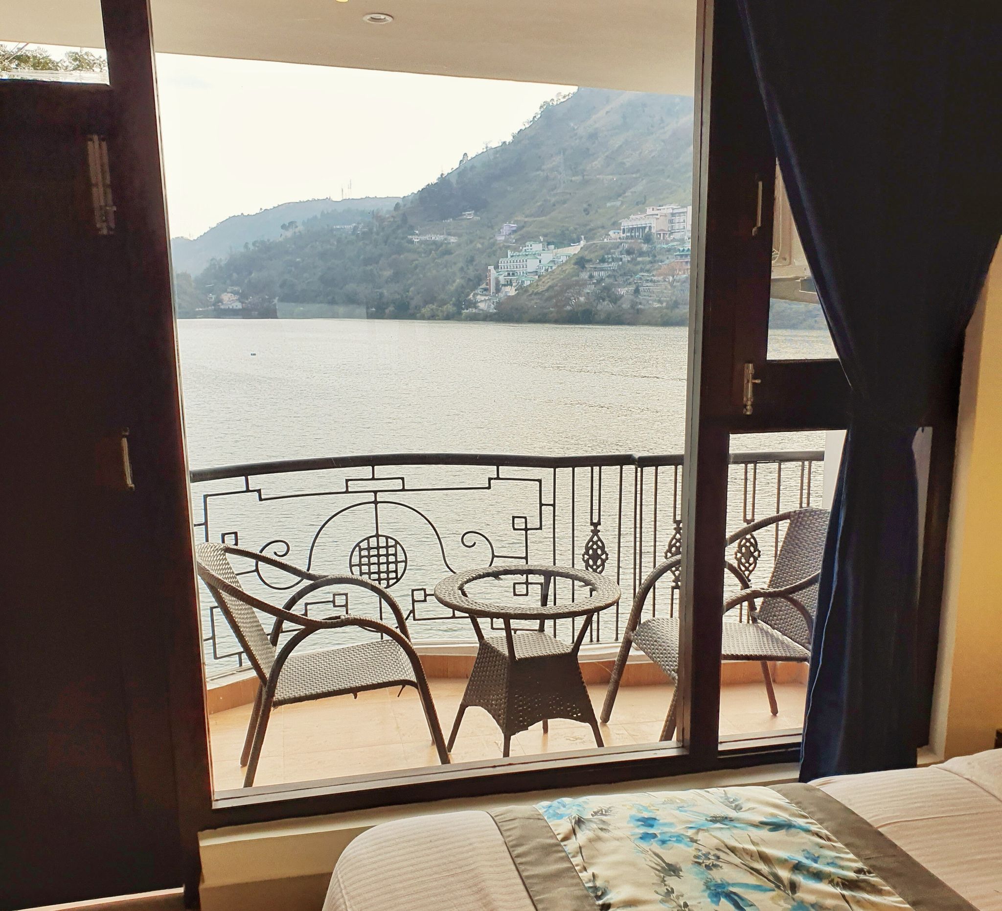 The Lake Hill - A Lake Side Hotel Deluxe Room with balcony 16