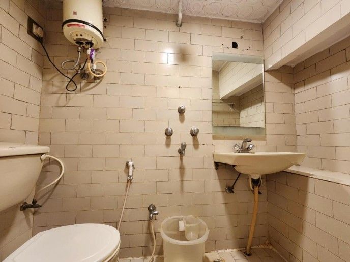 Hotel Al Sana Semi Deluxe Non Ac Room with Free Wifi 2