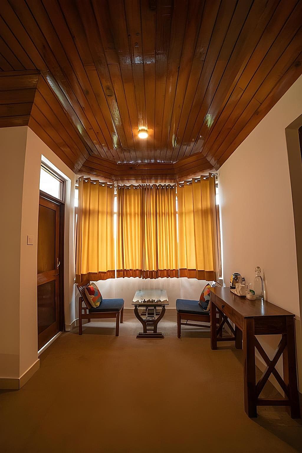 Alt Life - Dharamkot - Hostel Deluxe Room with View