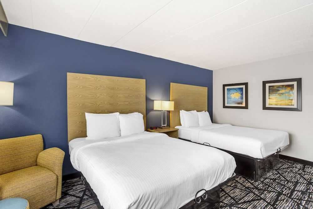 Standard Room, 2 Queen Beds, Non Smoking, Refrigerator & Microwave