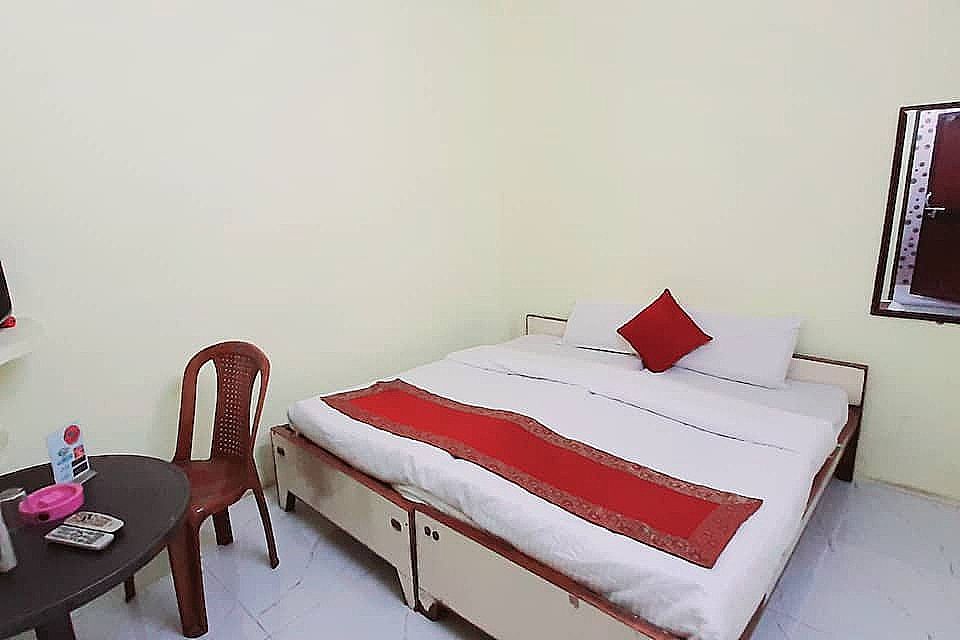 undefined Luxmi Hotel 8