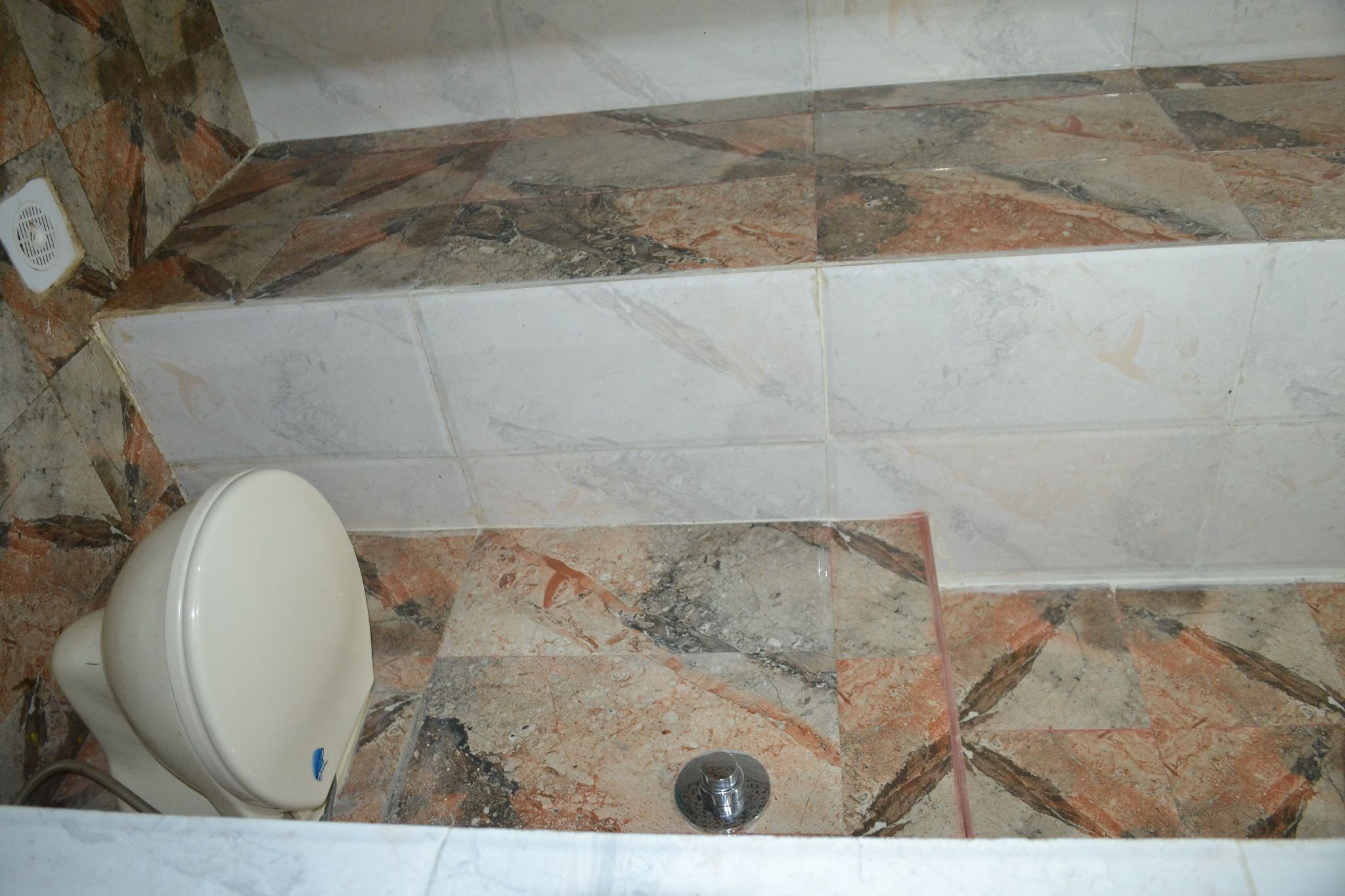 Hotel Always Welcome By SAH Deluxe AC 16